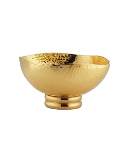 Bol décoratif martelé en or avec base sur piédestal pour décoration de table de mariage et occasions spéciales bol en acier inoxydable de qualité supérieure à vendre - Product Image 1