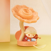 Figurine en vinyle de collection DIMOO Moments in Bloom Series, veilleuse à détection de mouvement, boîte mystère, pour les fans d'anime et de dessins animés