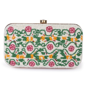Nouvel arrivage Embrayage de boîte brodée pour femmes styliste Sacs à main en perles de rocaille Sacs de mariée Boîte personnalisée Embrayage Géométrique Satin - Product Image 1