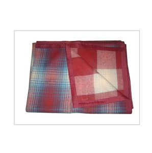 Couverture en laine double teinte de qualité supérieure Om Shakti, tissu chaud et doux pour la maison, la chambre et l'hôtel - Product Image 1