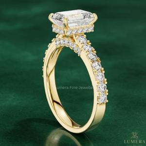 Bague de fiançailles en or 9KT 10KT 14KT 18KT avec moissanite taille émeraude, pavé de diamants de laboratoire, solitaire, plaqué rhodium, luxe - Product Image 4