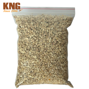 Gránulos de Mazorca de Maíz para Cama de Mascotas, Bajo Contenido de Polvo y Control de Olores, 100% Mazorca de Maíz, Tamaño 6-10mm, Proveedor Mayorista a Granel, Calidad Vietnam - Product Image 1