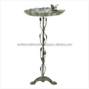 Bebedero decorativo de hierro para pájaros, comedero de jardín, cuenco de agua para patio exterior, elegante solución de riego para aves. - Product Image 6