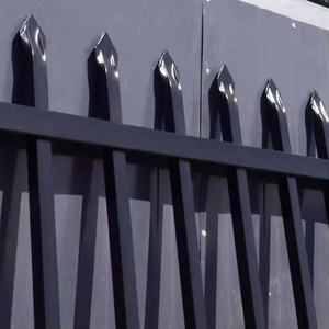 Panneaux de clôture anti-montée préfabriqués avec cadre en acier ornemental et réglage de la longueur en option - Product Image 1