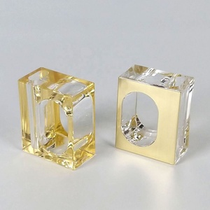 Anillo de Servilleta Cuadrado Acrílico Transparente Moderno, Florero, Porta Flores para Bodas y Fiestas - Product Image 4