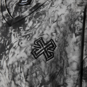 Camiseta Premium para Mujer, Cuello en V, Estilo Holgado, Lavado Ácido, 200 GSM, Algodón, Blanco y Negro - Product Image 3