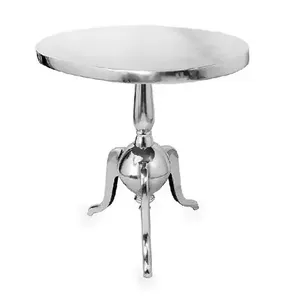 Nouvelle table d'appoint décorative en aluminium plaqué or, style moulé, de forme ronde, design élégant et classique - Product Image 6