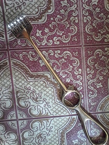 เครื่องมือถอนฟันโวล์คแมน 4 แฉก ทำจากสแตนเลสสตีล ใช้งานด้วยมือ ออกแบบตามหลักสรีรศาสตร์ ได้รับการรับรองมาตรฐาน CE ระดับ Class I - Product Image 2