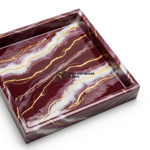 Plateau contemporain en marbre bordeaux – Plateau de service en résine brillante avec accents dorés - Product Image 2