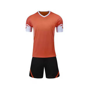Maillot de football pour homme, tenue de sport d'extérieur, haute qualité, anti-plis, très demandé, prix raisonnable, tendance du moment - Product Image 1