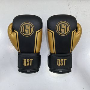 Guantes de Boxeo Personalizados Negros y Dorados, Guantes de Entrenamiento de Muay Thai, Kickboxing, MMA, Guantes Deportivos, Fabricante OEM con Logotipo Personalizado - Product Image 2