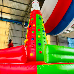 ผนังปีนป่ายพกพาแบบเป่าลม PVC สำหรับกิจกรรมกลางแจ้ง ขายส่ง เหมาะสำหรับกิจกรรมสร้างทีม ผลิตโดย Vietnam Thuy Linh Transit ใช้งานได้ทุกฤดู ติดตั้งง่ายภายใน 5-10 วัน - Product Image 1