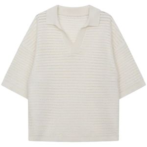 เสื้อโปโลผู้ชายสีขาวถักทรงโอเวอร์ไซส์ แขนสั้น เนื้อผ้าถักแบบมีเท็กซ์เจอร์ สวมใส่สบายๆ สำหรับฤดูร้อน ทรงหลวม สวมหัว แบบ OEM - Product Image 1