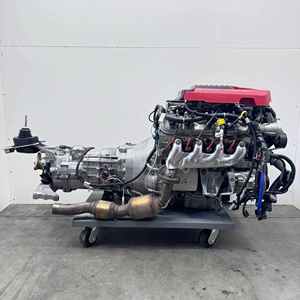 Conjunto de motor V8 sobrealimentado LSA 6.2L, transmisión manual de 6 velocidades TR-6060 4L80 automática con soplador Roots TVS de 1.9 litros tipo Eaton - Product Image 2