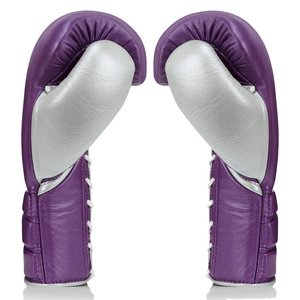 ถุงมือชกมวยแบบ Heavy Bag ผลิตจากหนังคุณภาพสูง ทนทาน เหมาะสำหรับการฝึกซ้อม พร้อมแผ่นรองรับแรงกระแทก - Product Image 5
