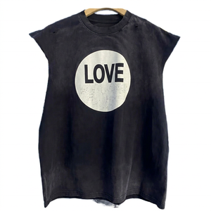 เสื้อยืดแขนกุดผู้ชาย ผ้าฝ้าย ทรงโอเวอร์ไซส์ คอกลม พิมพ์ลาย Love สไตล์ลำลอง พร้อมโลโก้ด้านหน้า พิมพ์ลายสกรีน - Product Image 3