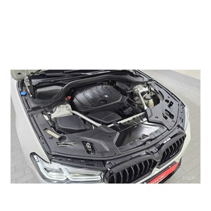 BMW Série 5 520d M Sport Plus avril 2019 123 895 km Diesel Boîte de vitesses automatique Volant à gauche Sièges en cuir Caméra arrière - Product Image 6