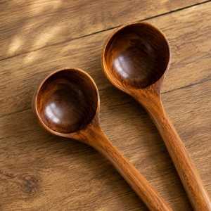 Cucharón de Madera Artesanal Khadim, Tallado a Mano, Acabado Natural, Apto para Lavavajillas y Microondas, Utensilio de Cocina, 1 Pieza - Product Image 4