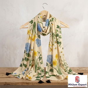 Écharpe carrée en soie imprimée sur mesure, légère, pour femmes, foulard de mode, hijab, fabricant OEM ODM, vente en gros - Product Image 4
