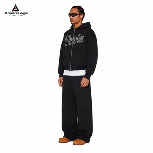 Ensemble survêtement homme personnalisé avec logo, 100% coton 450 g/m², comprenant un sweat à capuche zippé ample et court et un pantalon de survêtement coupe décontractée - Product Image 3