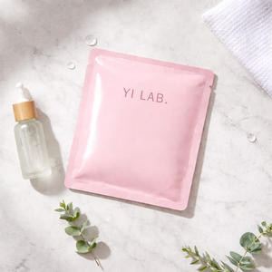 Masque facial en feuille de camélia biologique OEM éclaircissant et affinant pour tous types de peaux - Product Image 4