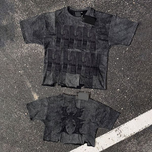 เสื้อยืดดิสเทรสสั่งทำราคาขายส่งพร้อมโลโก้แบบวินเทจ สีพื้น พร้อมลายปักแบบดิสเทรส - Product Image 5