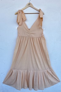 Robe longue bohème en coton à col en V pour femme, avec bretelles à nouer, sans manches, tenue d'été pour les vacances à la plage, fabricant en gros - Product Image 1