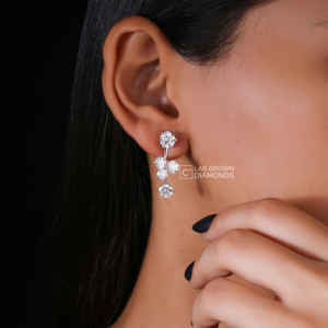 Boucles d'oreilles luxueuses en or 14 carats avec diamants de laboratoire taille brillant rond pour femme, bijoux élégants faits à la main en diamants synthétiques 3,3g - Product Image 2