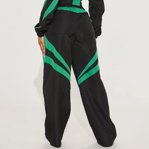 Wholesale Women Crop Hood & Jogger Deep Customized Color <b>Tracksuit</b> Cropped Fit Drop Shoulder Made in Pakistan - Product Image 3