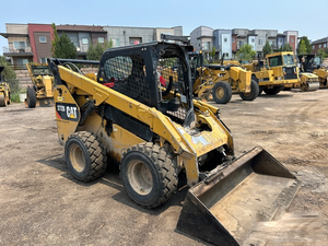 Cargadora Compacta de Dirección Deslizante XPS 272D de Dos Velocidades y Alto Flujo, Modelo 2015, Equipo de Construcción Compacto de Uso Pesado - Product Image 2