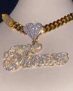 Pendentif personnalisé avec breloque en diamant Moissanite et chaîne cubaine en or, collier Moissanite personnalisé pour homme - Product Image 5