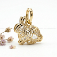 Pendentif de luxe fantaisie en moissanite en forme de lapin, serti clos en or, breloque en diamant en forme de lapin, bijou animalier en or massif
