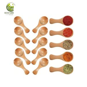 Cucharas de Amor Gallegas Talladas a Mano en Gales, Cuchara Roja de Madera de Alta Calidad, Diamantes son Eternos - Product Image 6