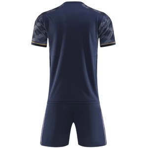 Ensemble de maillot et short de football personnalisé par sublimation, noir, respirant, en polyester, pour hommes adultes, Starlet International Wears SIW-0070 - Product Image 4
