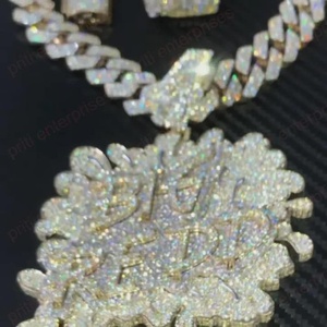 Collier Pendentif Moissanite Luxe Hip Hop Tendance en Argent 925 Bicolore avec Lettre Personnalisée Certifiée et Sertissage Griffe - Product Image 3