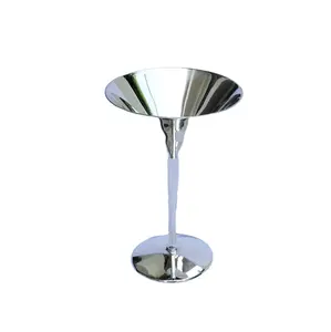 كأس julep مزين بالنعناع الفضي, كأس بتصميم مطلي بالفضة مقاس 7 بوصات مرتفع كبير الحجم مزين بمرآة عاكسة باللون الفضي ، كوب شرب مصقول