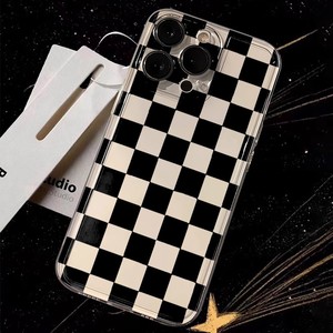 Funda Protectora para Teléfono Móvil de TPU, Diseño de Dibujos Animados, Color Blanco y Negro, Resistente a Golpes y Agua, para iPhone 11-12-13-14-15-16 - Product Image 5