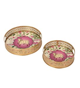 Plateau en métal avec impression émail de style Pichwai et motif floral, pot et porte-bougie assortis - Product Image 5