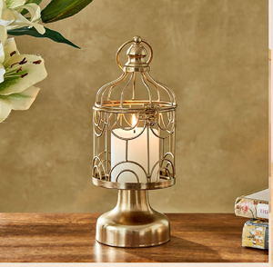 Porte-bougie antique en forme de cage à oiseaux en or avec base sur piédestal, disponible à prix de gros pour la décoration vintage de la maison. - Product Image 1