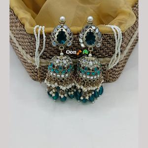 ต่างหูห้อยประดับมุกและกระจกเคลือบทอง รุ่น 10574479DPU - Product Image 4