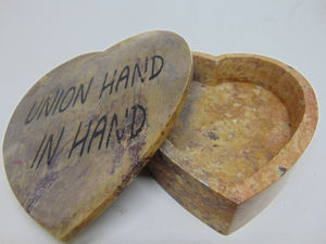 Caja con Tapa en Forma de Corazón de Piedra, Hecha a Mano con Serigrafía, Proveedor Indio, Diseño Grabado Artesanal, Souvenir de Ágata Antigua de Delhi - Product Image 4