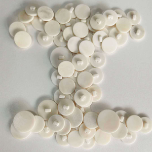 Boutons en Os Naturel Blanc OEM/ODM pour Costumes et Housses de Boutons pour Manteaux Tendance - Product Image 1