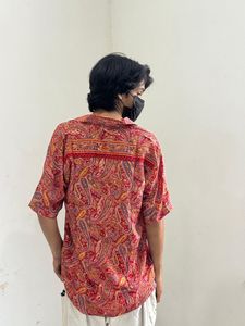 Camisas Casuales de Manga Corta para Hombre, Estampado Paisley, Cuello en V, Corte Regular, Tejido de Punto, 100% Seda, Rojo con Estampado Floral, Verano - Product Image 3