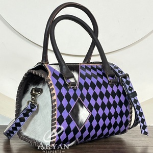 Sacs de voyage et sacs de week-end en cuir véritable à carreaux faits à la main, en cuir de vachette à poils, taille moyenne, collection 2026, vente chaude - Product Image 1