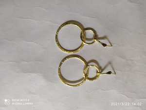 ต่างหูทองเหลืองทรงเปิดแบบร่วมสมัย - Product Image 3