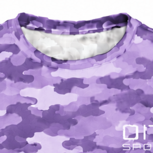 Camiseta Deportiva Ligera con Estampado de Camuflaje Lila para Hombre, Cuello Redondo, Manga Corta, para Entrenamiento, Running y Deportes - Product Image 3