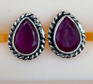 Handmade 925 Sterling Silver Teardrop <b>Red</b> Dyed Ruby Stud <b>Earrings</b> Vintage Style Fine Gemstone Jewelry Supplier - Product Image 5