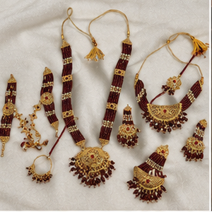 Conjunto de Collar con Colgante y Aretes con Piedras Chapadas en Oro de Primera Calidad, Estilo Clásico, para Bodas y Festivales - Product Image 3