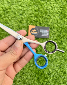 Ciseaux de coiffure professionnels pour la maison, pour droitiers, légers, faits à la main, en acier inoxydable, accessoires pour outils capillaires - Product Image 4