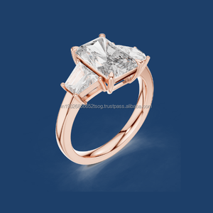 แหวนผู้หญิงประดับเพชรสังเคราะห์14K ชุบทองปรับได้หรูหราสายคาดเรียบง่ายพร้อมคิวบิกเซอร์โคเนียสำหรับสวมใส่ประจำวันและให้เป็นของขวัญ - Product Image 1